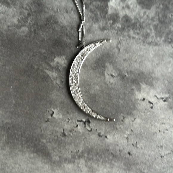 Jewelry - Moon crystal long necklace